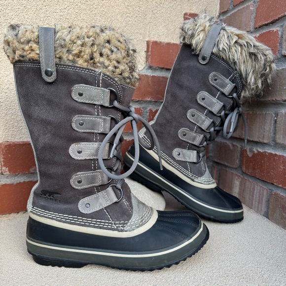 Sorel JOAN OF ARCTIC™ Waterproof Boot 
in Quarry Black Sz 6.5 - Picture 1 of 9